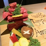 博多いとをかし - 肉ケーキ　Anniversary肉ケーキ　太田牛の内腿とささみ　カメノコとランプ