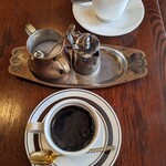 モリムラ珈琲店 - ブレンド：上　モカ：下