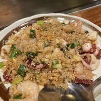 甚六 - 海鮮チャーハン
