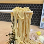 天下一品 - 冷やし中華 麺リフト♪