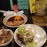Kushi Ta - お通し・つくね(卵)・豆腐サラダ