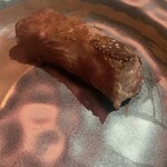 近江うし焼肉 にくTATSU - ハラミ焼けました