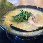 横浜家系ラーメン 龍馬家 - 