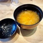 Tonkatsu Kagurazaka Sakura - 味噌汁（シジミ）