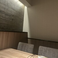 東京焼肉 黒木 - 個室内。