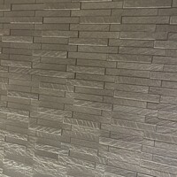 東京焼肉 黒木 - 壁かと思ったら扉になってた。わくわく！