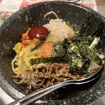 炭火焼肉 昭和ホルモン - 