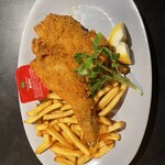 QUAYS pacific grill - 