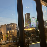 COLONIAL BEACH 横浜ハンマーヘッド - 