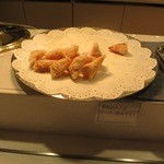 レストラン サントリーニ - 野菜をライスペーパーに包んで揚げてあります。