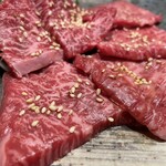 Yakiniku Kanshokubou Dandan - 