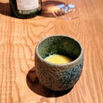 sio - めぐみとうもろこし冷製スープ。サラリとした舌触りなのだけど、頭の中には丸ごと粒粒とか何なら皮とかヒゲまで姿が浮かぶような余すことろなく味わい尽くしたような美味しさでした(^^)素晴らしかった!!