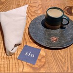 sio - ショップカード変わりましたね～正方形。個人的には以前のカードの方が好みかも