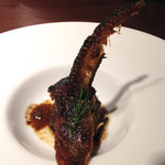 トラットリアチンクエポンテ - さんまの塩焼き肝ソース添え