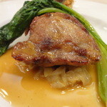 ベル･エポック - ペルドログリのﾛﾃィ　柔らかく煮込んだシェリー風味キャベツを添えて