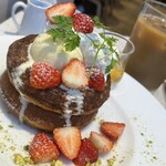 カフェ＆ブックス ビブリオテーク 東京・有楽町 - 