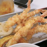 Tempura Teishoku No Mise Atsu Atsu Agetatecchan - 