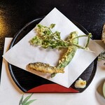 郷土料理ともん - クレソン、甘長唐辛子、小ヤマメ