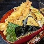 喜多亭浪花うどん - 出汁薫る天丼ですデカい海老二匹は食いでがあります✨