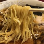 食堂 南国 - ラーメン麺リフト