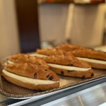 Patisserie Ravi,e relier - 