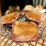 炭火焼肉ホルモンさわいし - 