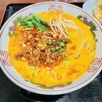 鴻運 - 平日限定Ｂセット担々麺＆炒飯プラスお漬物(搾菜)
