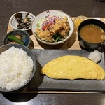 炭火焼鳥 だん - ふわとろだし巻き定食（大盛り）税込980円