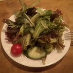 サジロクローブ - シャキシャキでドレッシングも美味しいし、トマトも嬉しい