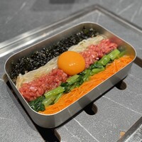 #ヒロキヤ六本木 - ユッケ弁当