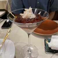 俺のフレンチ グランメゾン 大手町 - ウニとズワイガニのムースコンソメジュレ