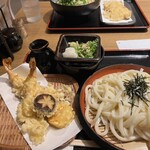 さぬきうどん四國屋 - 