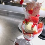 PATISSERIE ASAKO IWAYANAGI - パルフェ・ビジューローズ ～ベリーとオリーブオイルジェラートとともに～