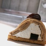 PATISSERIE ASAKO IWAYANAGI - 純モンブラン