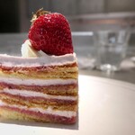 PATISSERIE ASAKO IWAYANAGI - フレーズティラミス