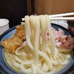 自家製さぬきうどんと肉 新橋甚三 - 冷スペシャル（豚肉・鶏天）（特大３玉）940円