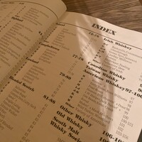TOKYO Whisky Library - 