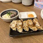 餃子のネオ大衆酒場 ニューカムラ - ハイボール専用ぎょうざ