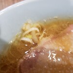 豚骨醤油ラーメン まじめ家 - 