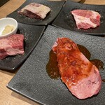 PREMIUM KARUBI - プレミアムコース 名物<塊>熟成肉