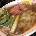 フスマにかけろ 中崎壱丁 中崎商店會1-6-18号ラーメン - 牛らーめん(2013/9)