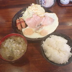 ごはん屋 エール - 朝定食ハムエッグ