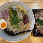 至高の出汁と麺 たかや - 