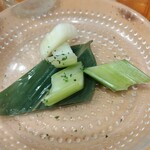 生牡蠣と極み牛タン ROYALGOD - 