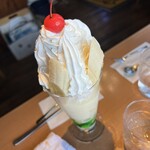 リバーサイド - こちらも凄いが一人で食べれる量。