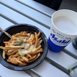 Suzuka Sandwich Cafe - 벤치에서 맛있게 먹겠습니다.