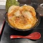 味噌とんこつらーめん まる - 