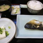 Robata Yaki Jindaiko - 焼き魚定食