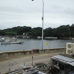 平野鮮魚 - 駐車場からの景色です。