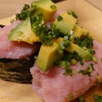 寿司 魚がし日本一 - ネギトロのっけ盛＋アボカド